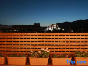 Zhaxi Quta Style Hotel