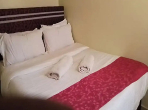 Eilarose City View Suites