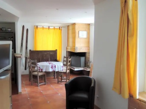 Holiday Home Allos