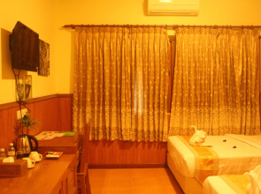 Palm House Boutique Resort