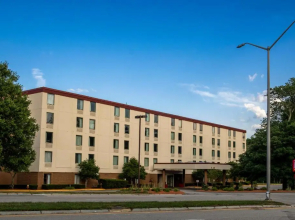 Red Roof Inn PLUS+ Boston - Mansfield/ Foxboro