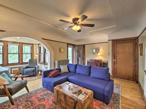 Chic Milwaukee Apartment in Hip Neighborhood!