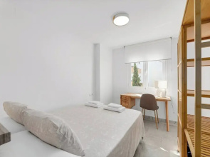 Family Beach Apartment With Pool