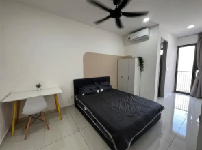 Kenwingston Platz @ KL North