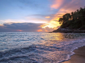 Holiday Inn Express Phuket Patong Beach Central by IHG