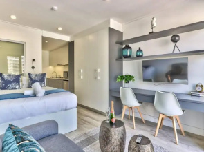 Arty Modern Design Studio with Balcony and Pool
