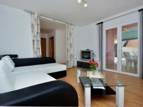 Apartment With Sea View 3558-3