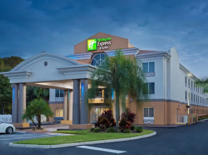 Holiday Inn Express Tavares
