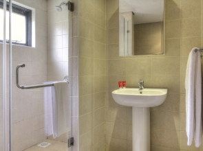 Heri Heights Hotel Apartments, SureStay Collection by BW