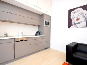 Vienna Residence Lovely Apartment with Space for 2 Close To the Subway