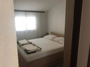 Apartment Roza near Sandy Beach