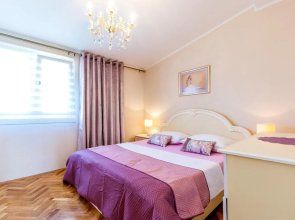 Nice Home in Kastel Novi With Wifi and 3 Bedrooms