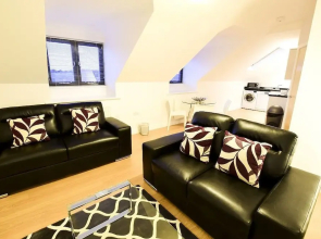 Roomspace Apartments -Kirk Court