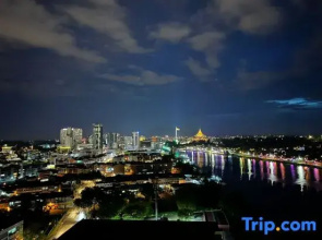 Riverine sapphire apartment