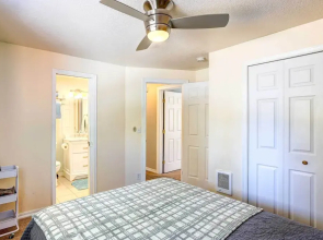 Pet-friendly Bend Home ~ 2 Mi to Downtown