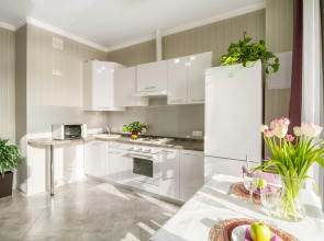 Южный берег на набережной Адмирала Серебрякова