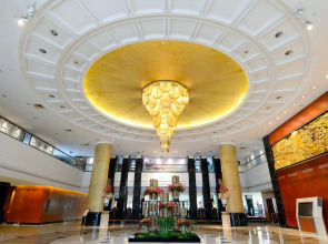 Dong Fang Hotel Guangzhou