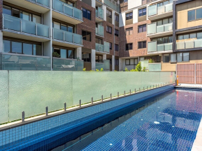 Fitzroy lifestyle 1 bed with pool, spa, sauna & gym