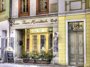 Zum Handtuch