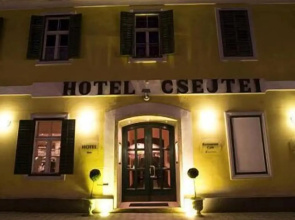 Hotel Csejtei