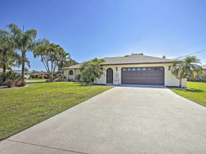 Tropical Cape Coral Home w/ Lanai: Pet Friendly!