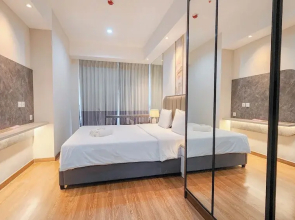 Wonderful 2BR with City View at Grand Sungkono Lagoon Apartment