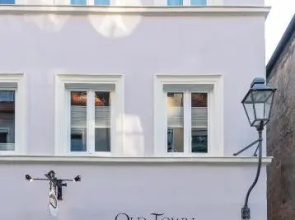 Old Town Apartments