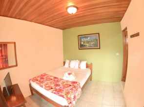 Hostel Backpackers La Fortuna