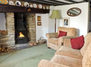 Woodforde Cottage
