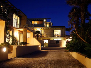 Onetangi Beach Apartments