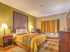 Super 8 Waterloo