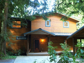Silver Lake #7 - Unsurpassed Lakefront Views From This Spectacular Pet-friendly