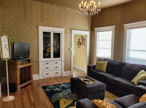 Vintage Parlor 2 Bedroom Home