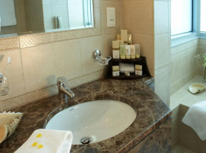 Al Manzel Hotel Apartments