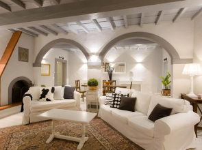 Elegant & stylish apartment city center