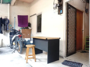 OYO 94790 Putri Bungsu Residence