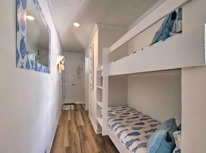 North Topsail Beach Escape With Ocean Views!