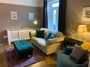 Luxury 5 bed cottage next to the sea in Sheringham - dog friendly!