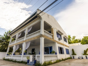 OYO 466 Issa's Haven