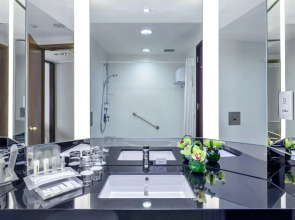 Holiday Inn Singapore Atrium by IHG