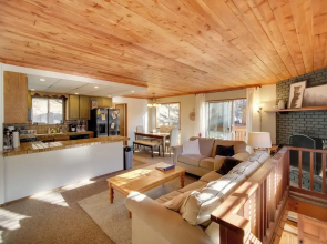 Peaceful & Idyllic Forest Cabin w/ Pool Table