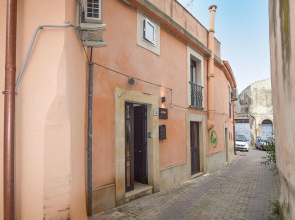 Nice Home in Ragusa With 3 Bedrooms
