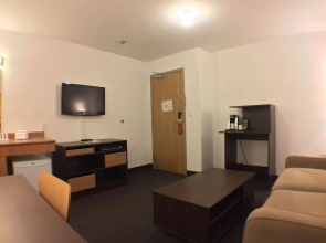Super 8 Kenora