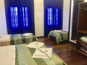 Solar Cláudio Manuel Pousada