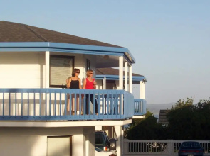 Snells Beach Motel