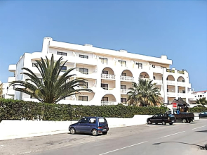 Alta Oura Apartments