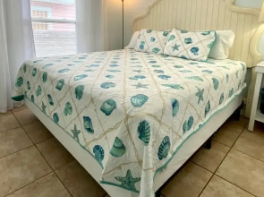Island Dreams Sunset Suite #3