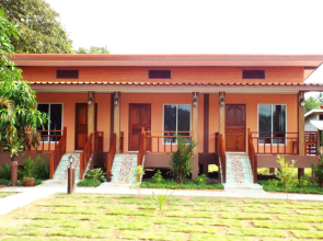 Lanta Riviera Villa Resort