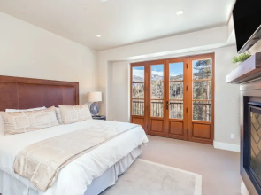 Villas At Cortina 4 3 Bedroom Condo by Alpine Lodging Telluride