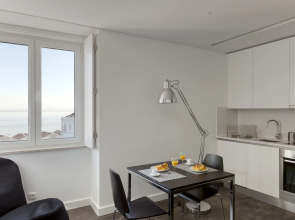 Hello Lisbon Santa Apolónia